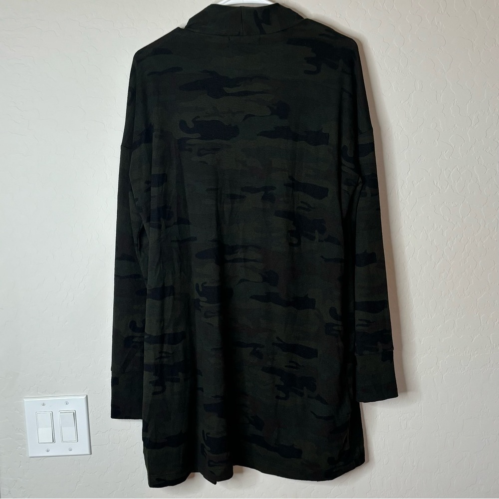 NWT Sactuary Camouflage Duster Black Green Pockets Open Sweatshirt Cardigan Sz L - Picture 3 of 5